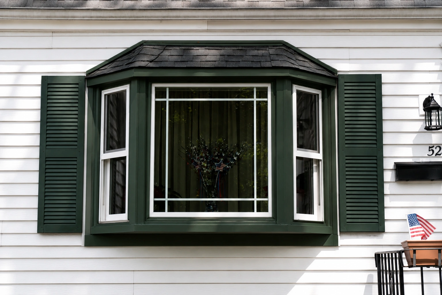 Licensed window replacement contractor Palo Alto by Barzel Builders